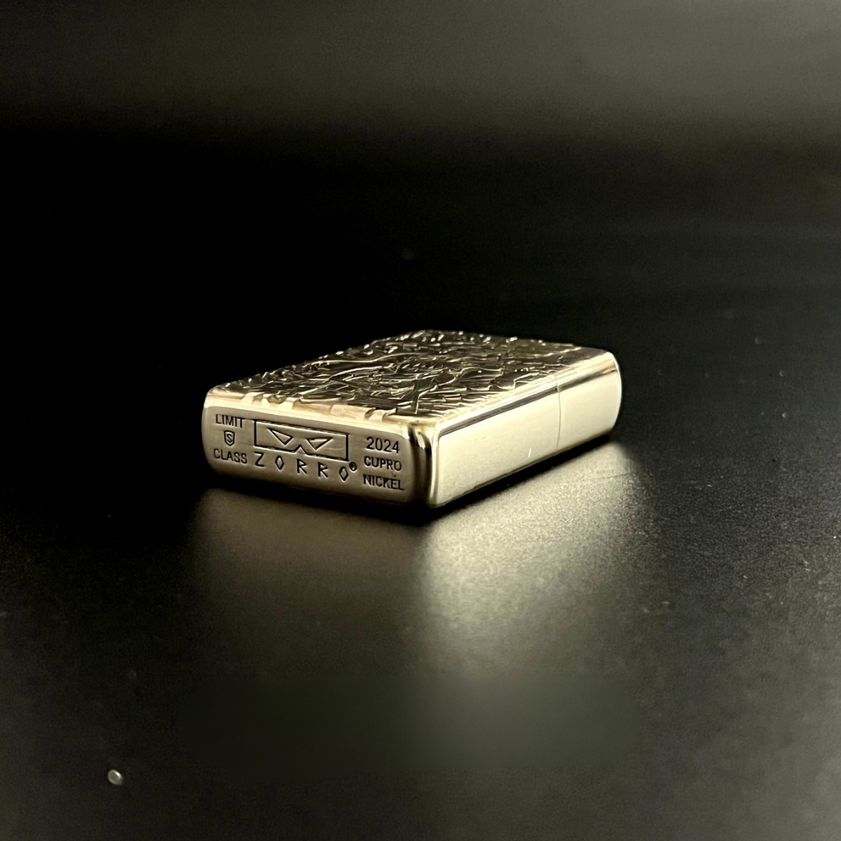 MLX-301A | Collectible Gift Lighter – Zorro