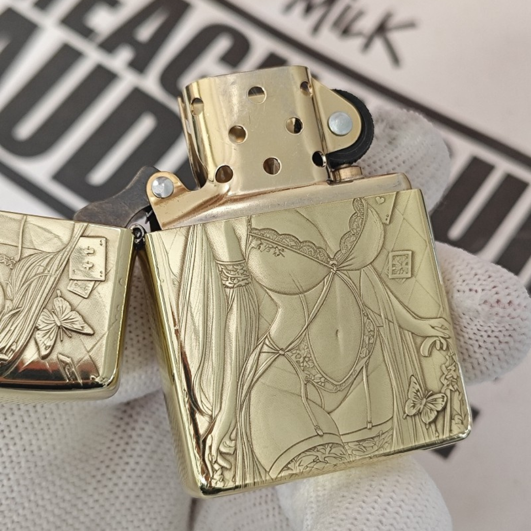 Zippo Bunny Girl Playing Cards