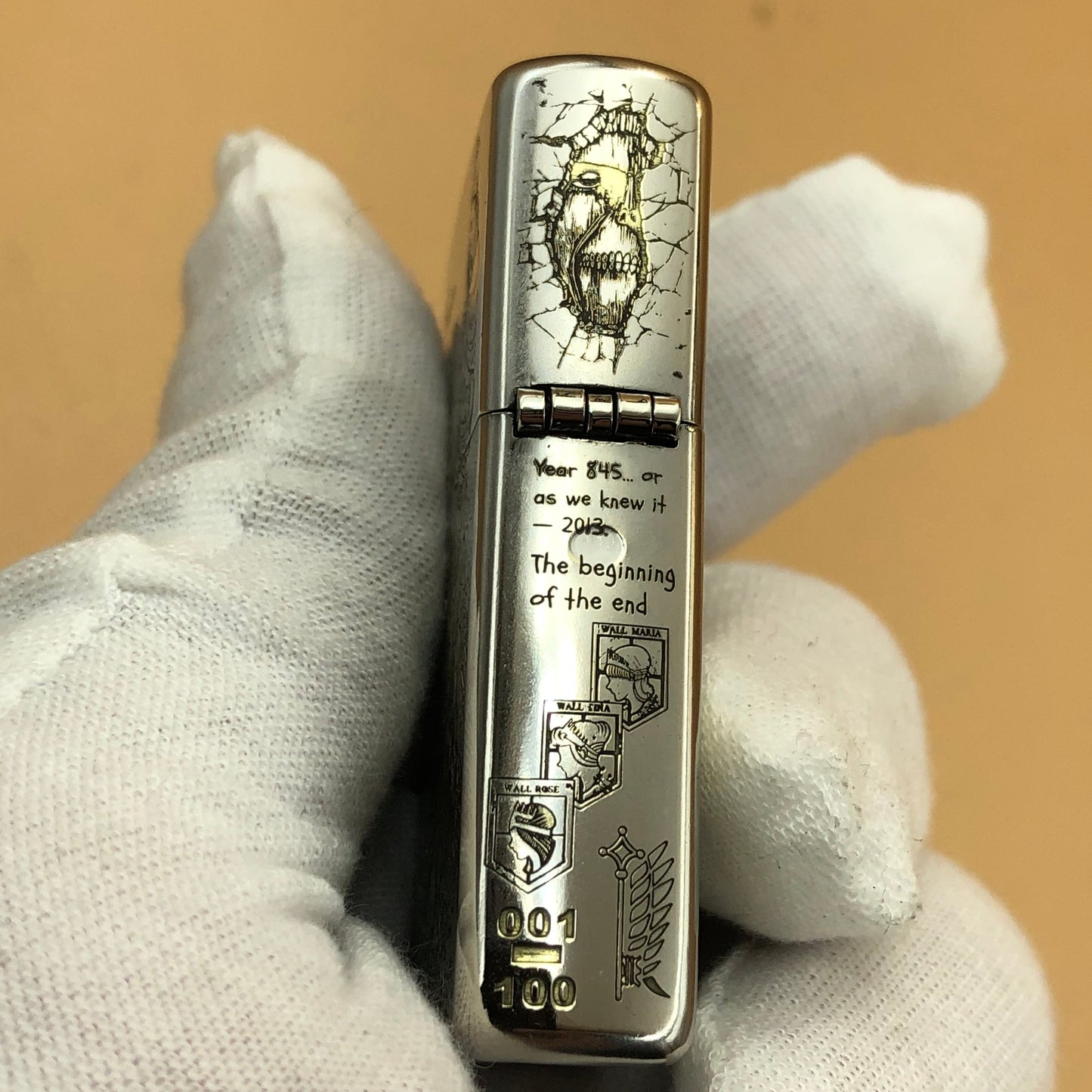 Zippo Classic Street Chrome(Silver) 207 – Limited Attack on Titan Edition (#001/100)