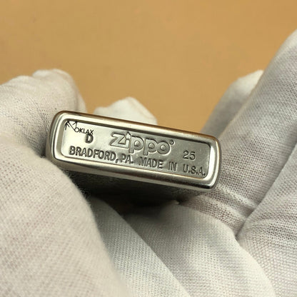 Zippo Classic Street Chrome(Silver) 207 – Limited Attack on Titan Edition (#001/100)
