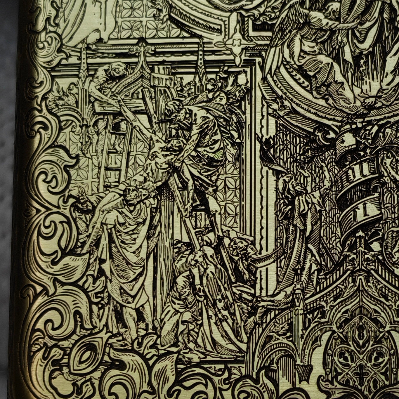 Zippo Pieta